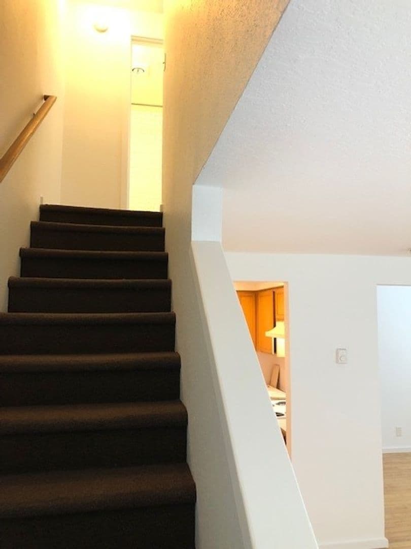 Portland House: 5518 N Haight Avenue