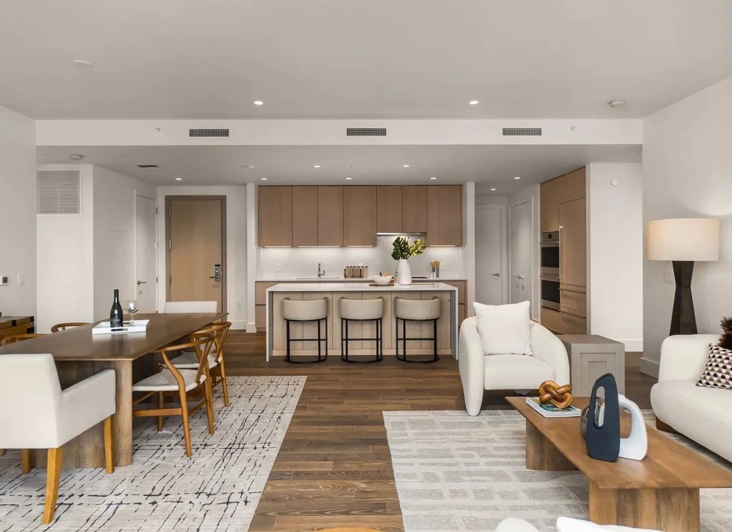 Portland House: 550 SW 10th Ave Unit 2802
