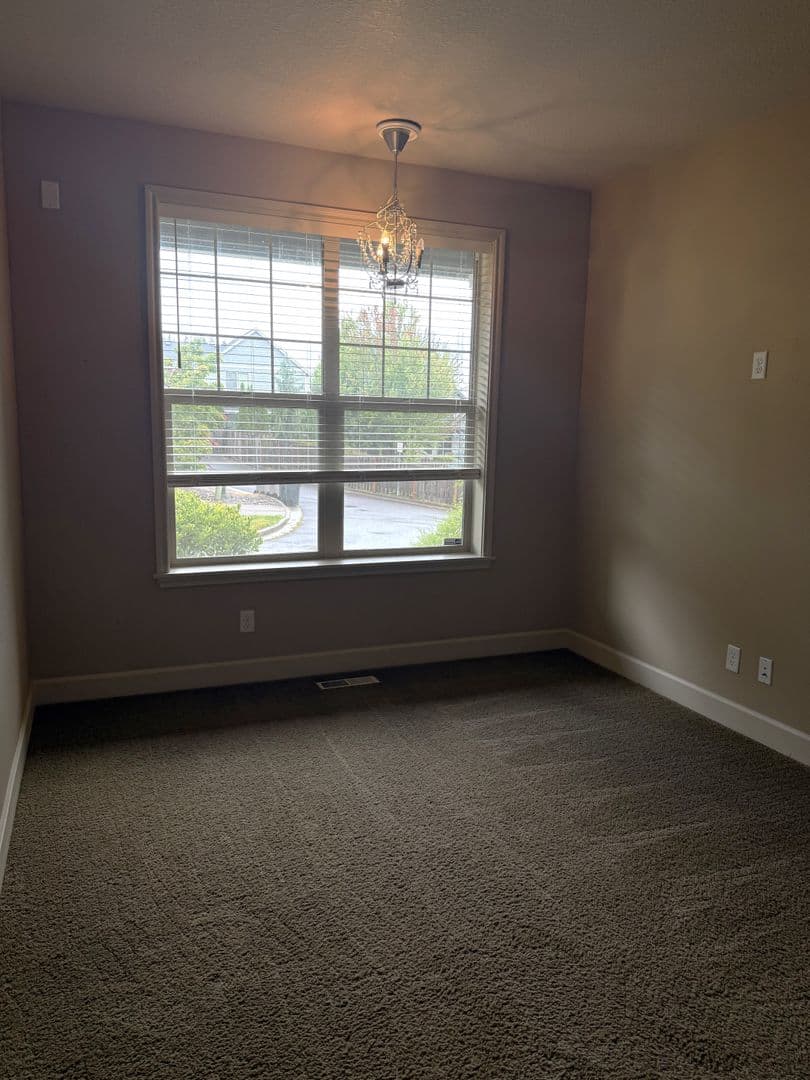 Tigard House: 13354 SW Ouzel Lane
