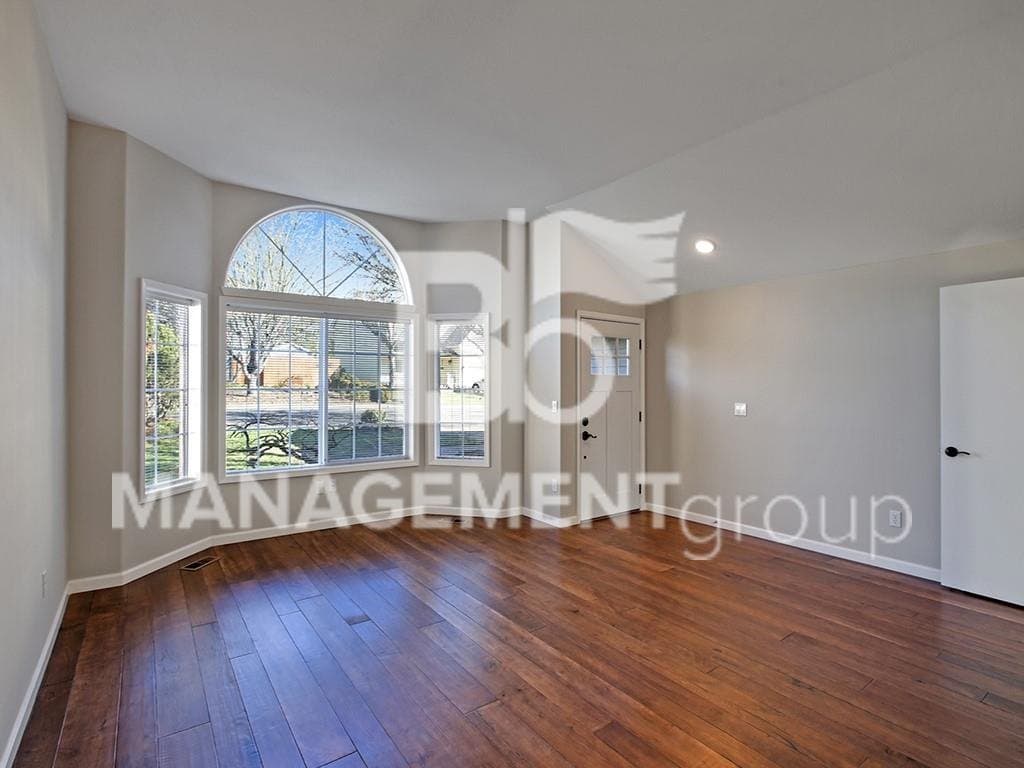 Portland House: 16860 NW Argyle Way