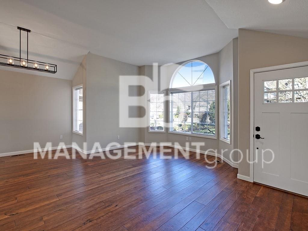 Portland House: 16860 NW Argyle Way