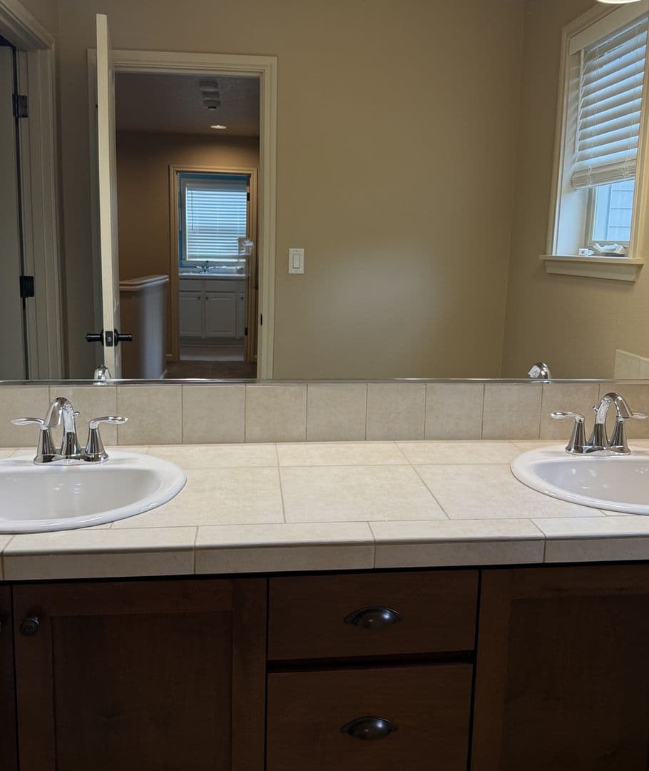 Tigard House: 13354 SW Ouzel Lane