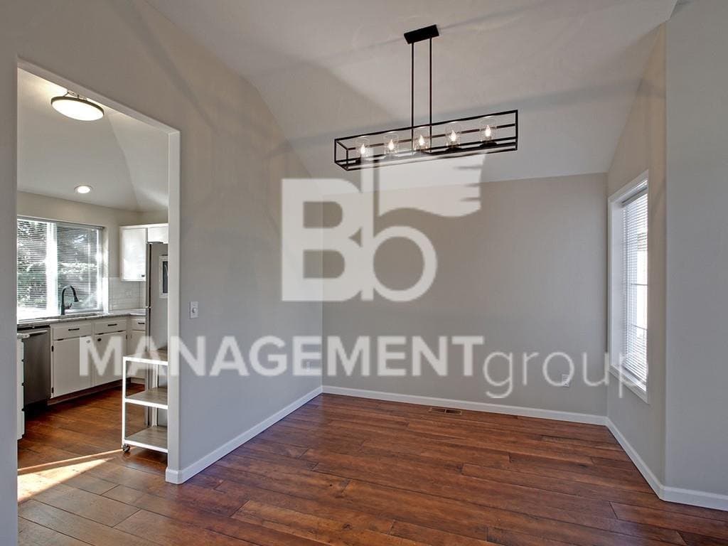 Portland House: 16860 NW Argyle Way
