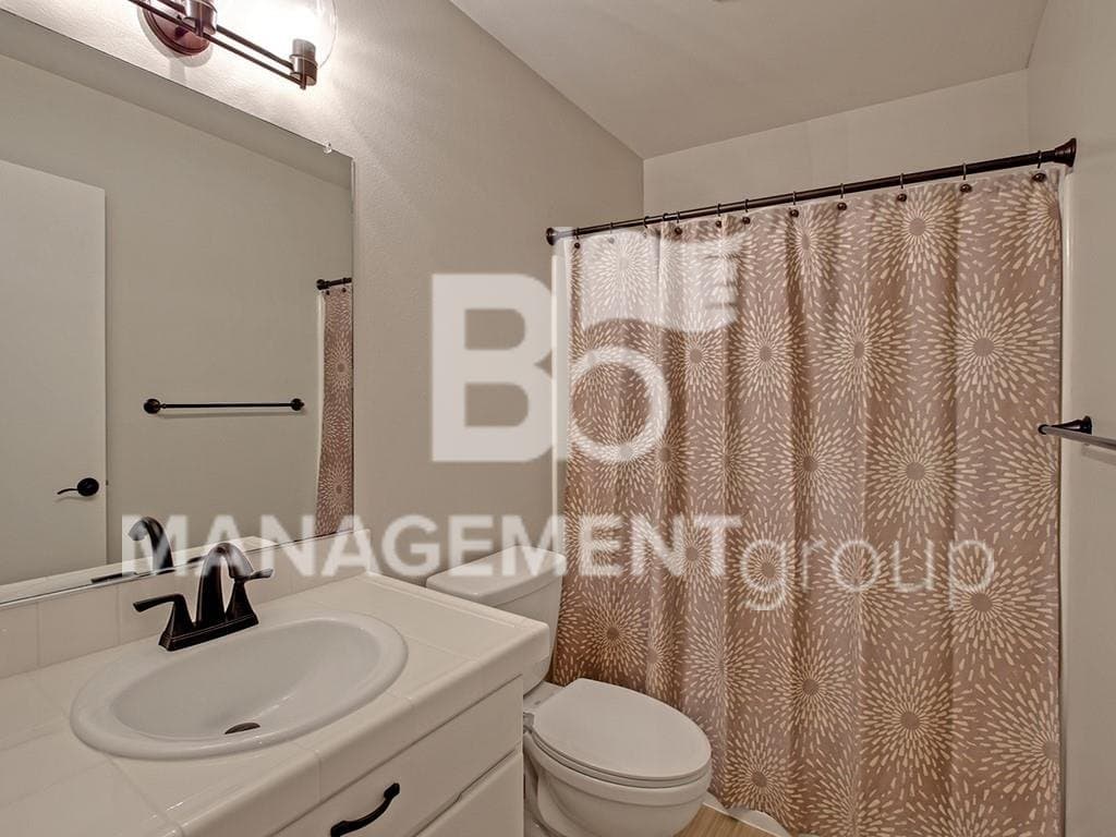 Portland House: 16860 NW Argyle Way