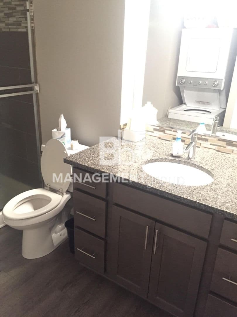 Portland House: 3605 NE 14th Ave. Unit B