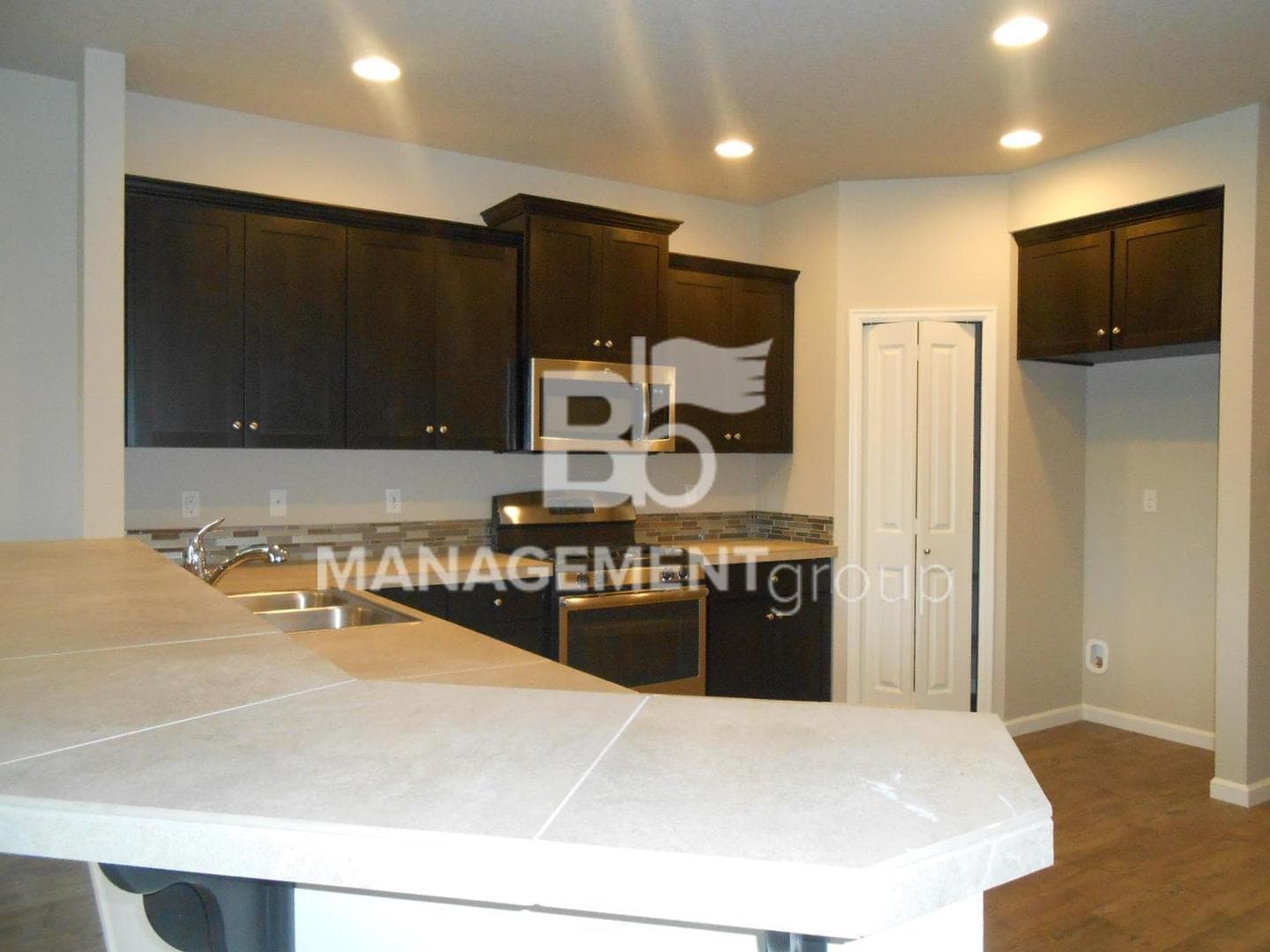 Portland House: 7084 NW Abigail Terrace