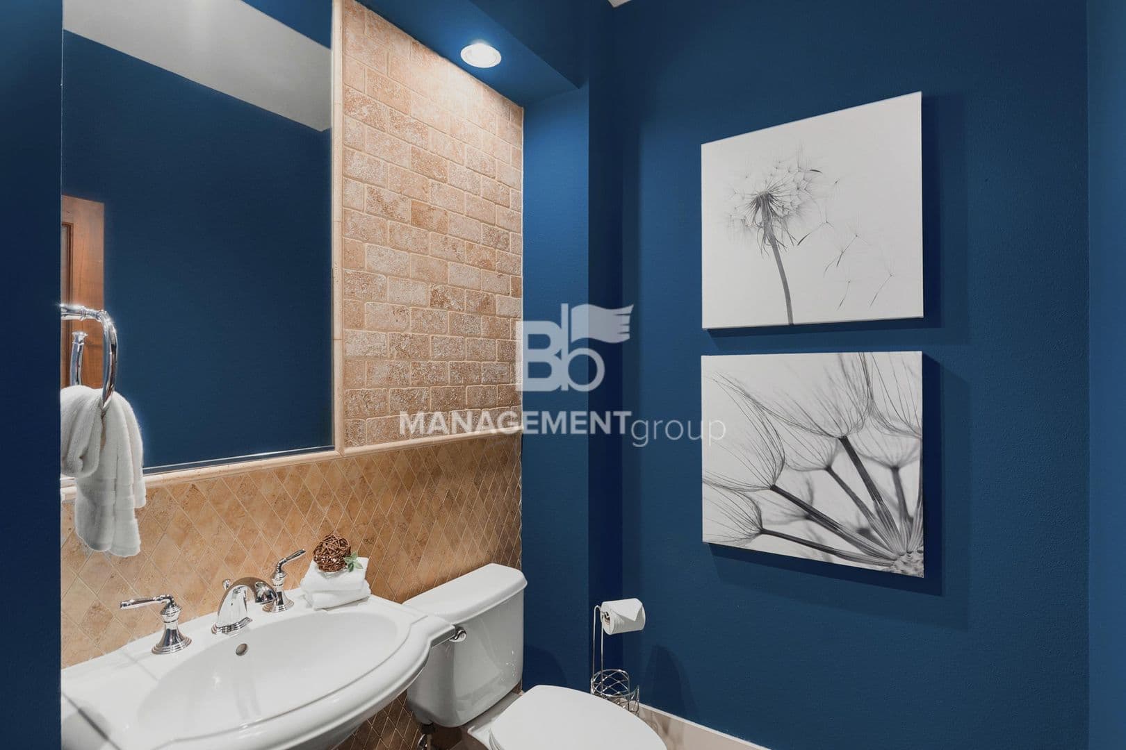 Portland House: 10414 SW Taylor Street