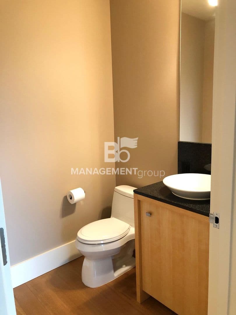 Portland Condo: 1001 NW Lovejoy Unit#408