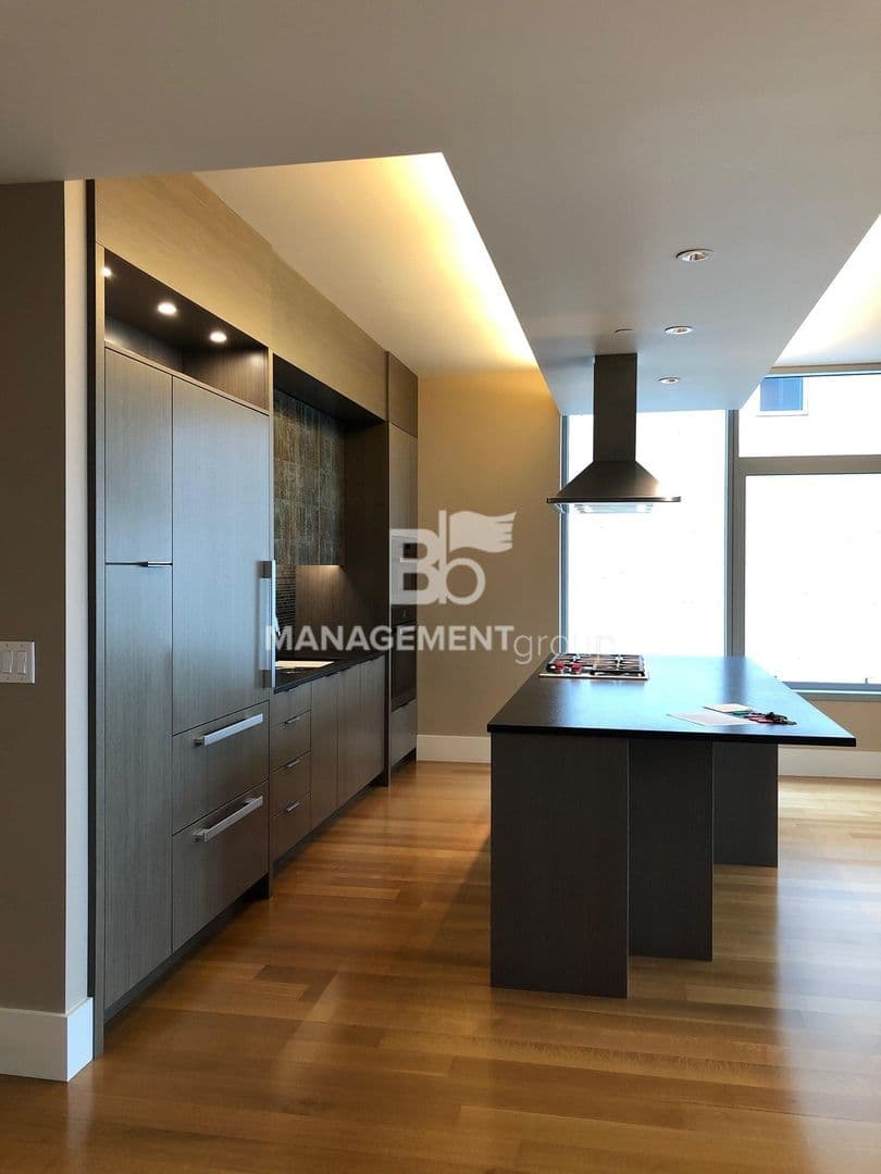 Portland Condo: 1001 NW Lovejoy Unit#408