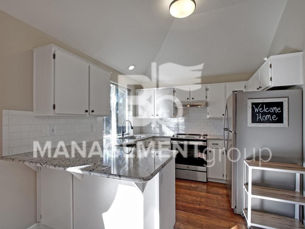 Portland House: 16860 NW Argyle Way