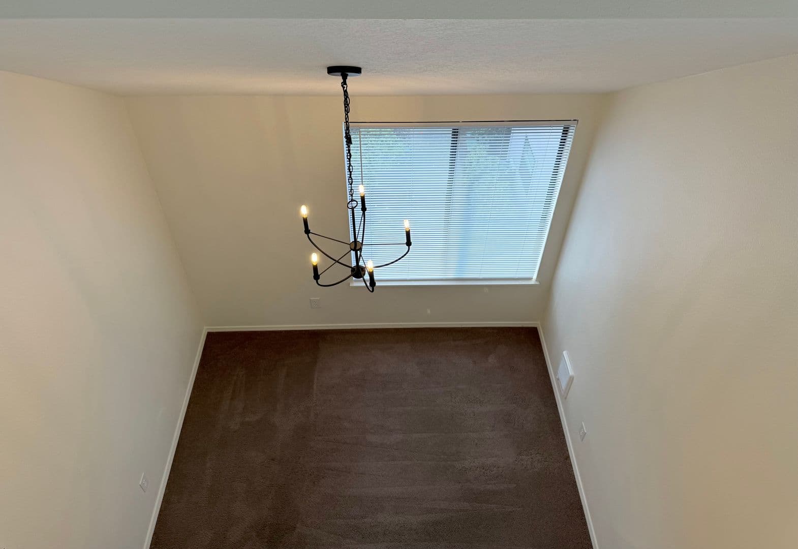 Lake Oswego Condo: 4000 Carman Drive Bld. B Unit 31