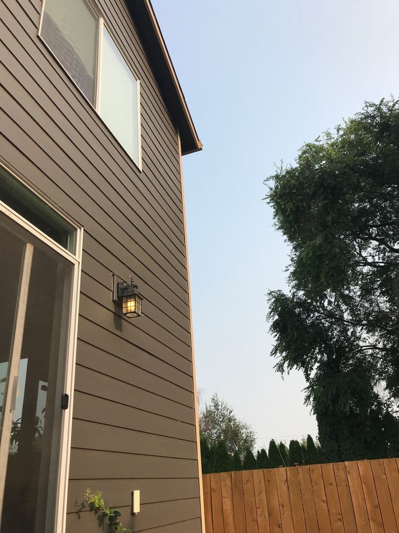 Portland House: 9034 N Drummond Ave