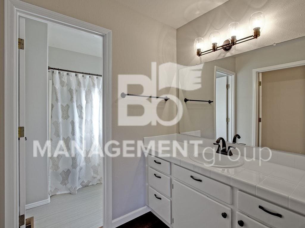 Portland House: 16860 NW Argyle Way