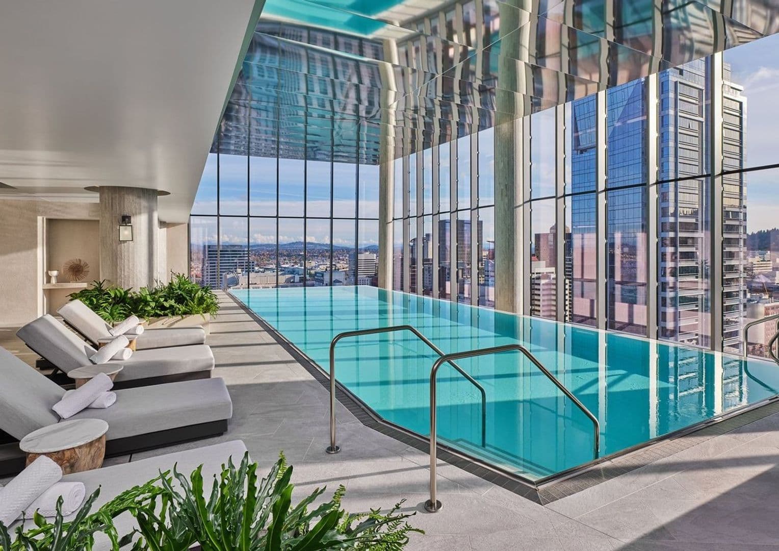 Portland House: 550 SW 10th Ave Unit 2802