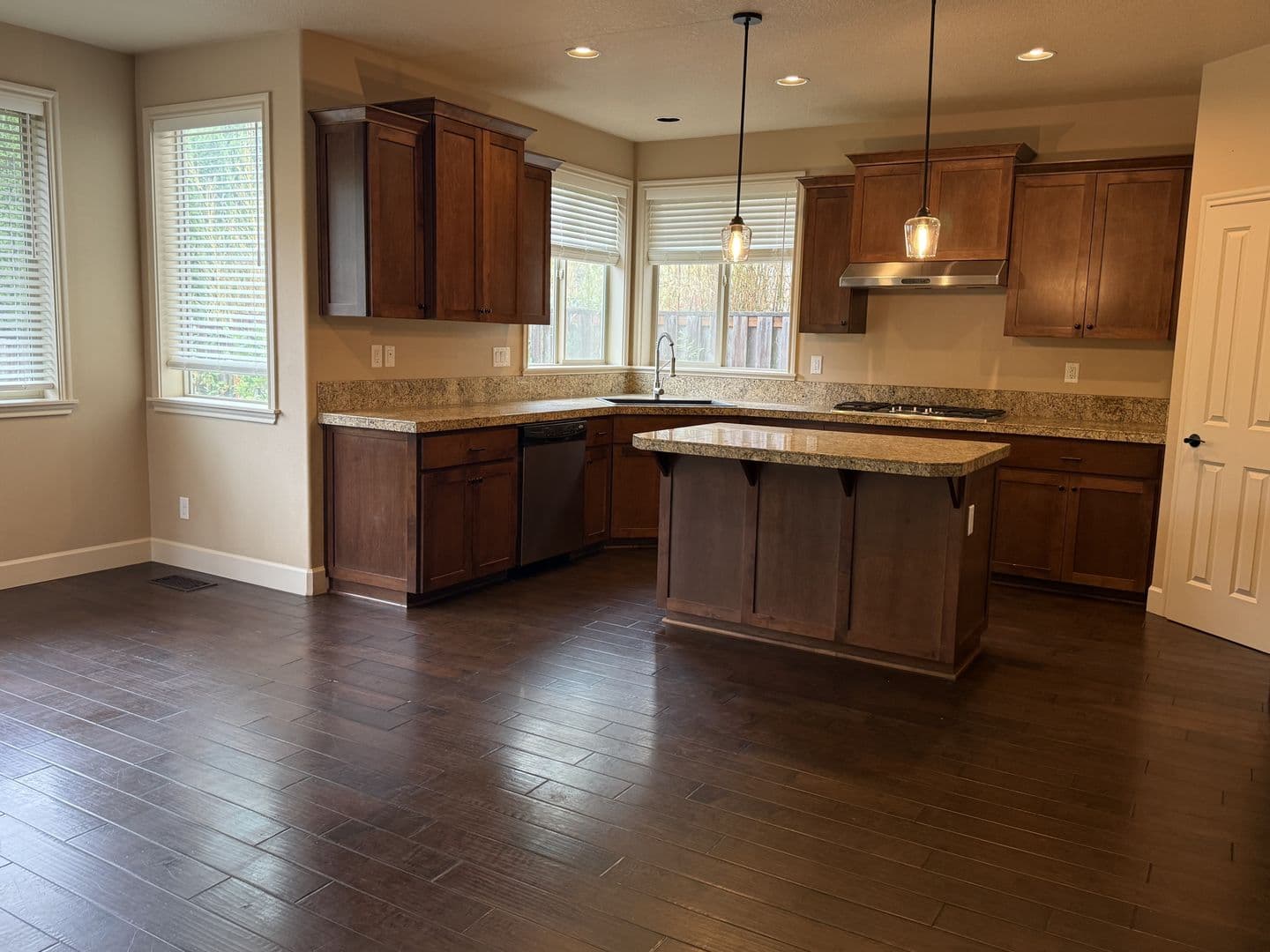 Tigard House: 13354 SW Ouzel Lane
