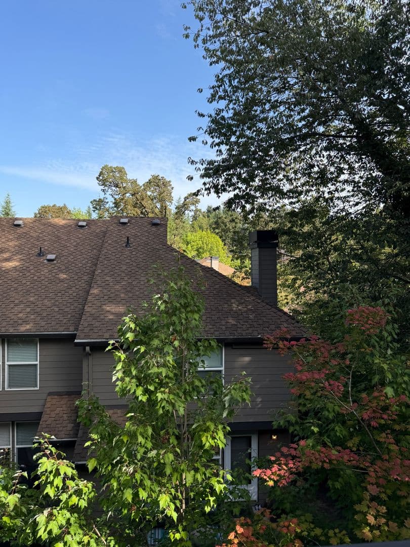 Lake Oswego Condo: 4000 Carman Drive Bld. B Unit 31
