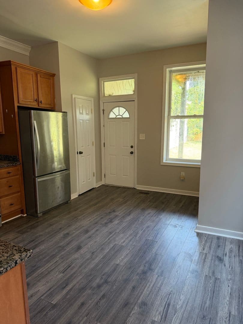 Richmond Apartment: 2308 M Street