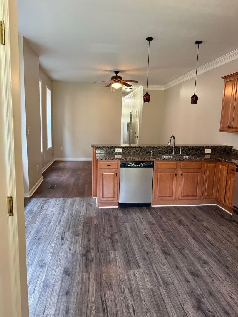 Richmond Apartment: 2308 M Street