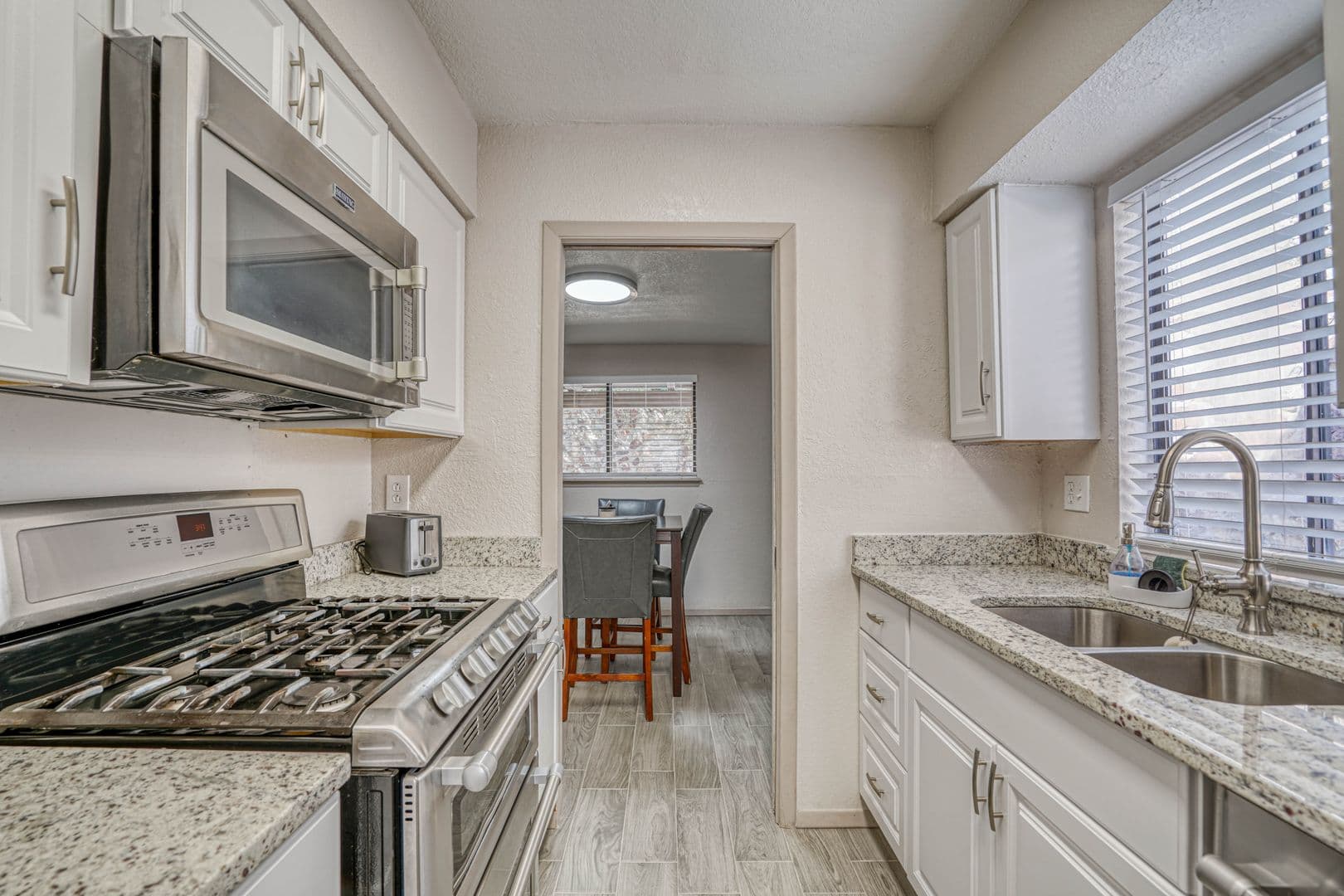 El Paso Townhome: 311 Zenith Dr.