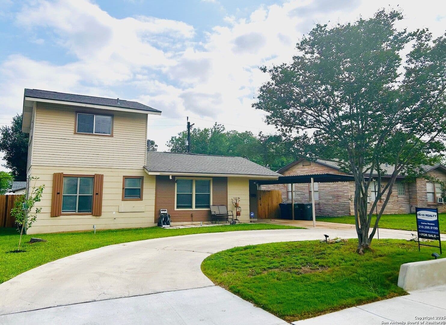 San Antonio Apartment: 122 Hartford Ave.