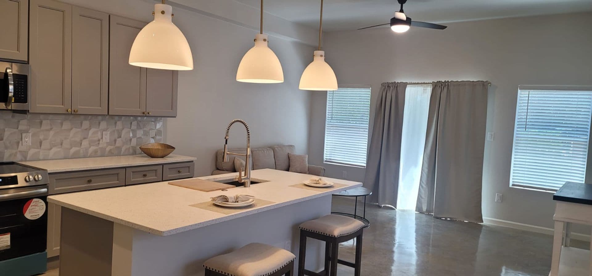 San Antonio House: 1002 Morningside Dr. Unit # 6