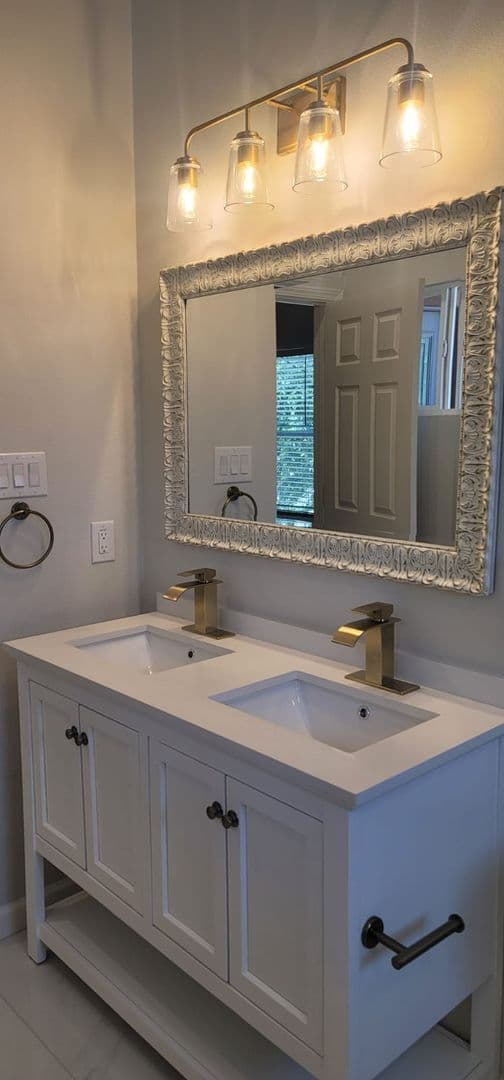 San Antonio House: 1002 Morningside Dr. Unit # 6