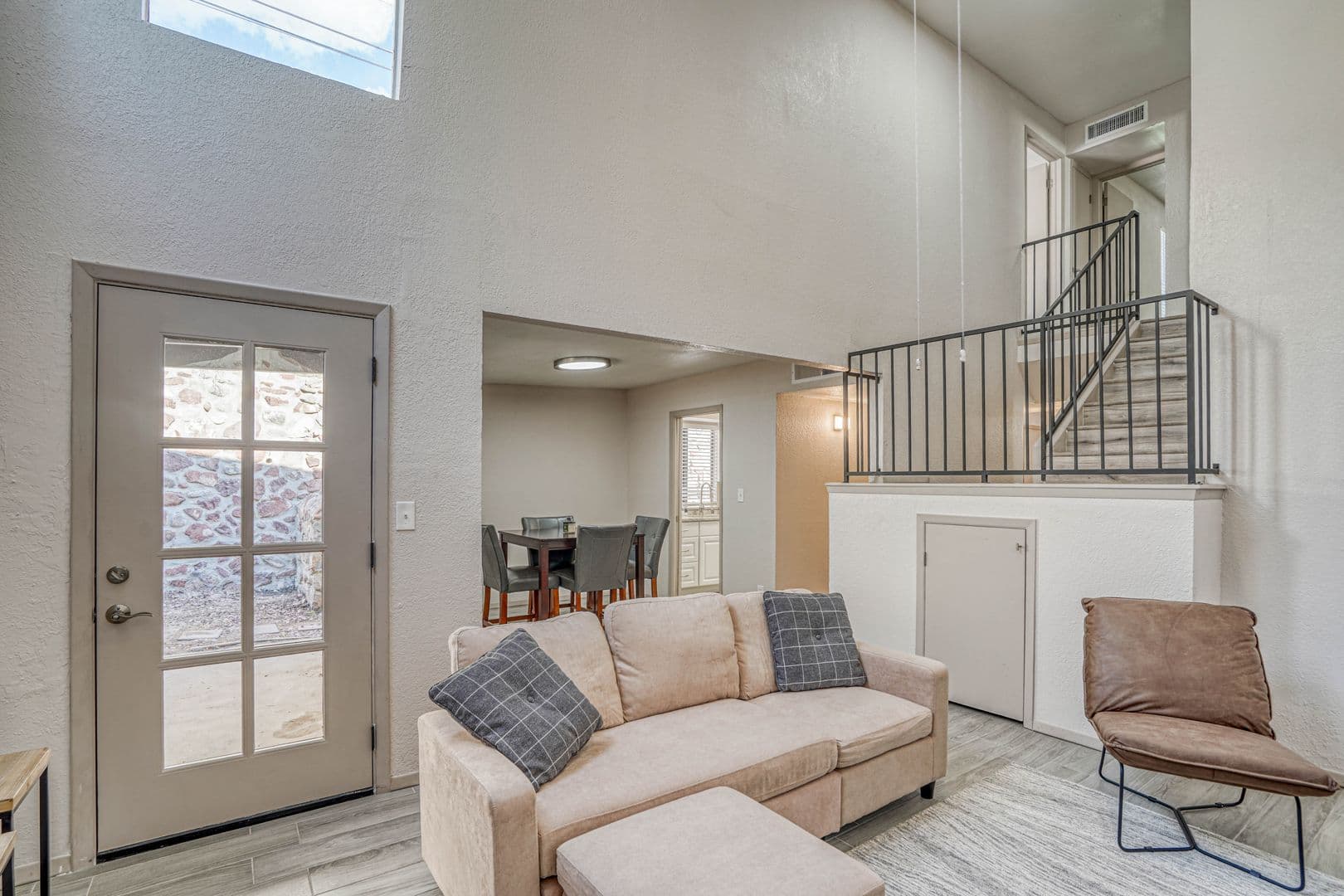 El Paso Townhome: 311 Zenith Dr.