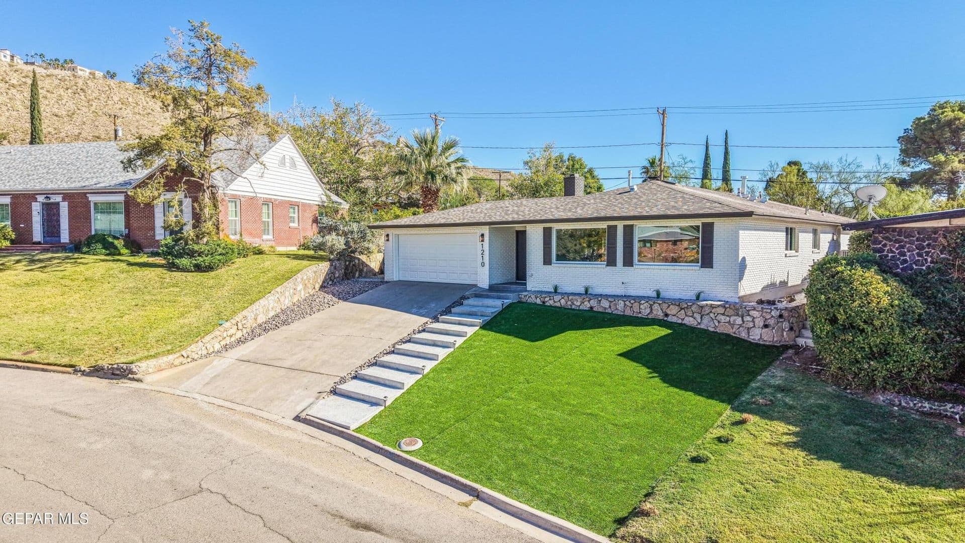 El Paso House: 1210 La Cruz Dr