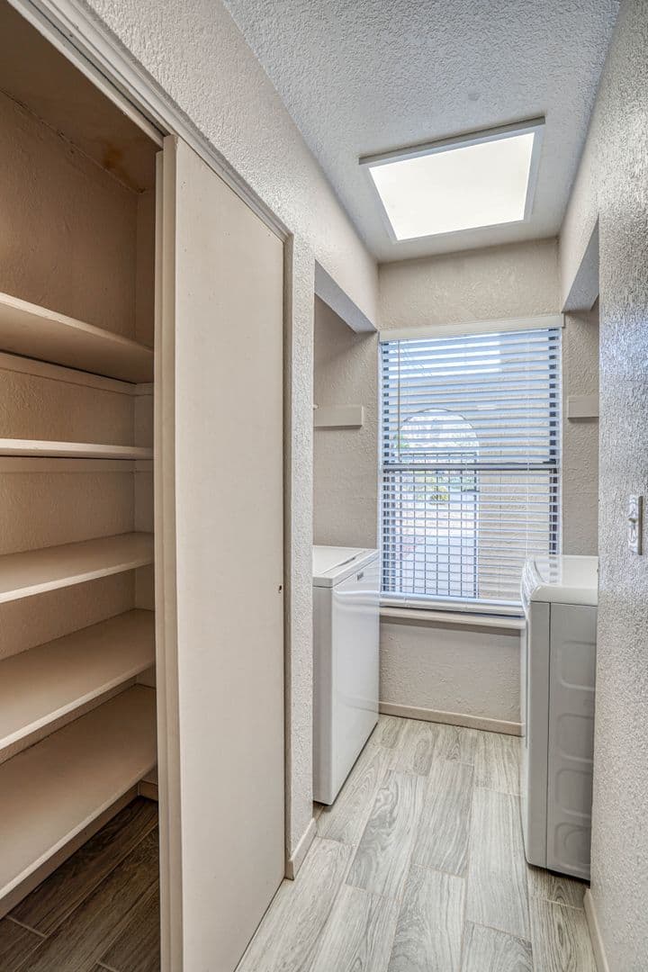 El Paso Townhome: 311 Zenith Dr.
