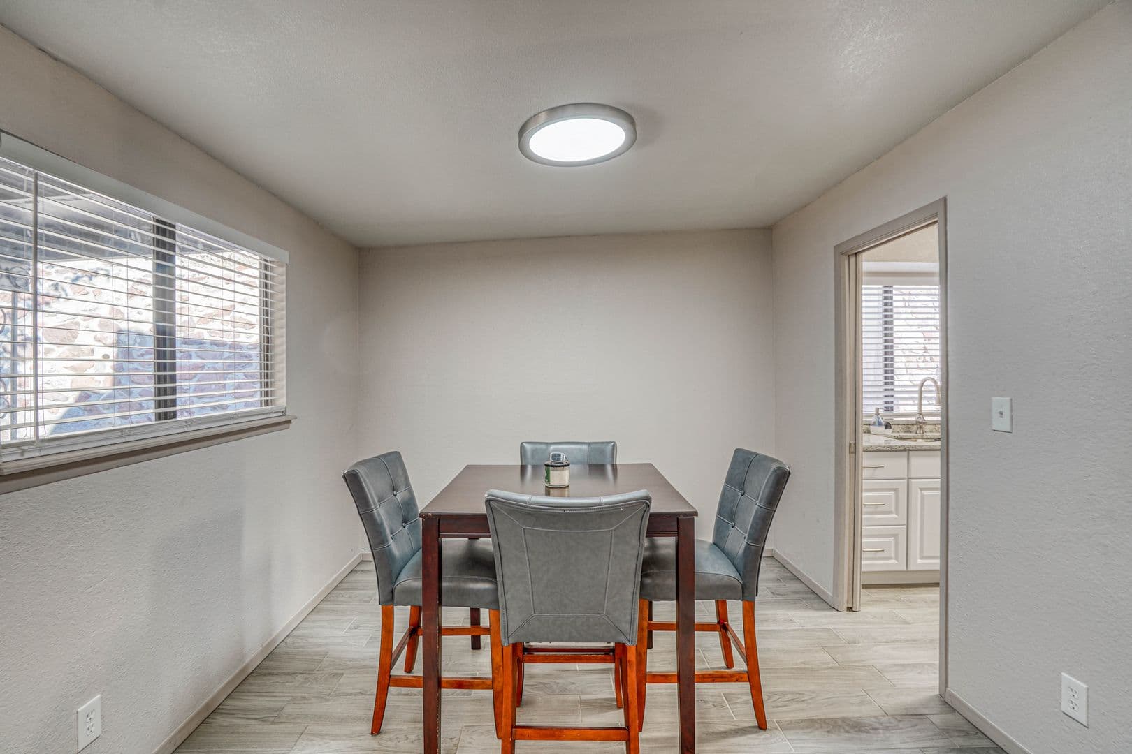 El Paso Townhome: 311 Zenith Dr.
