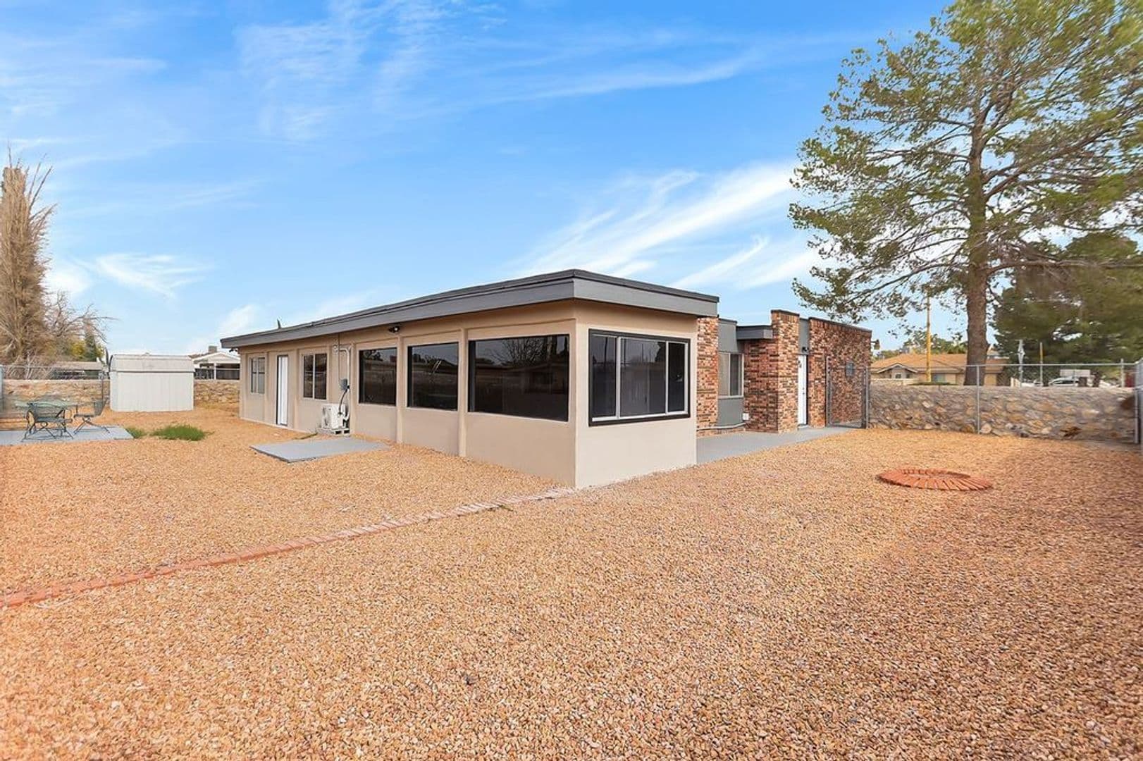 Horizon City House: 17001  Darrington Rd.