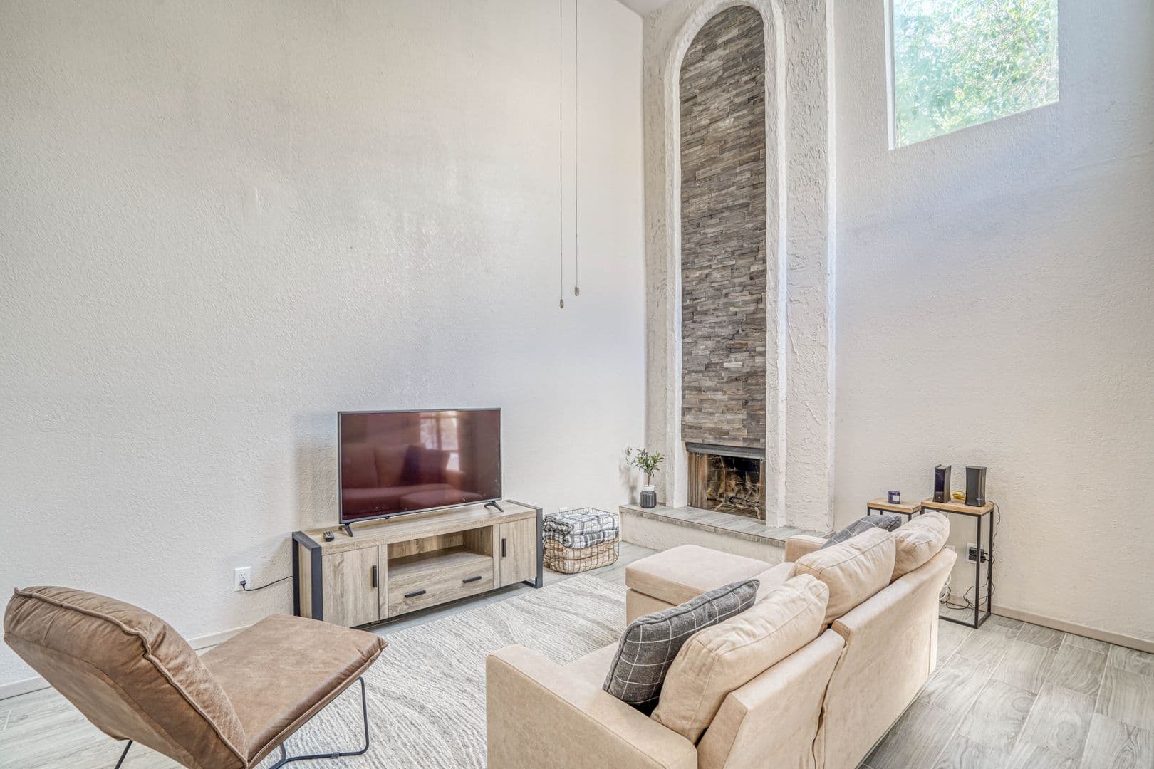 El Paso Townhome: 311 Zenith Dr.