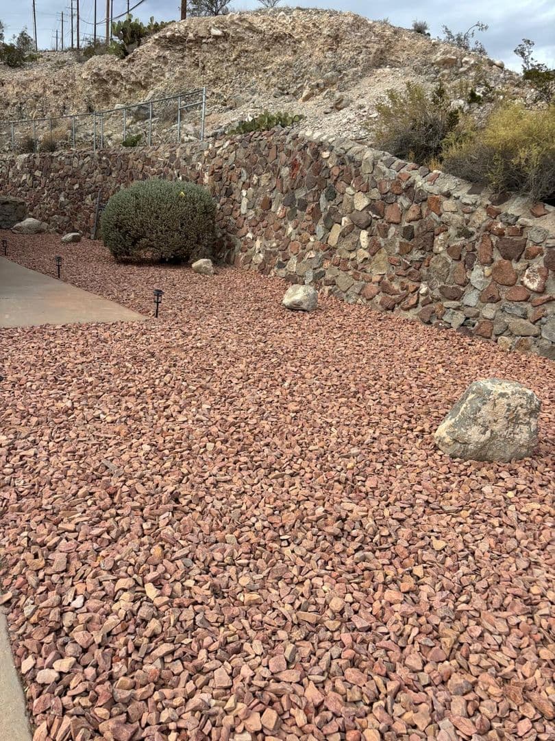 El Paso Townhome: 311 Zenith Dr.
