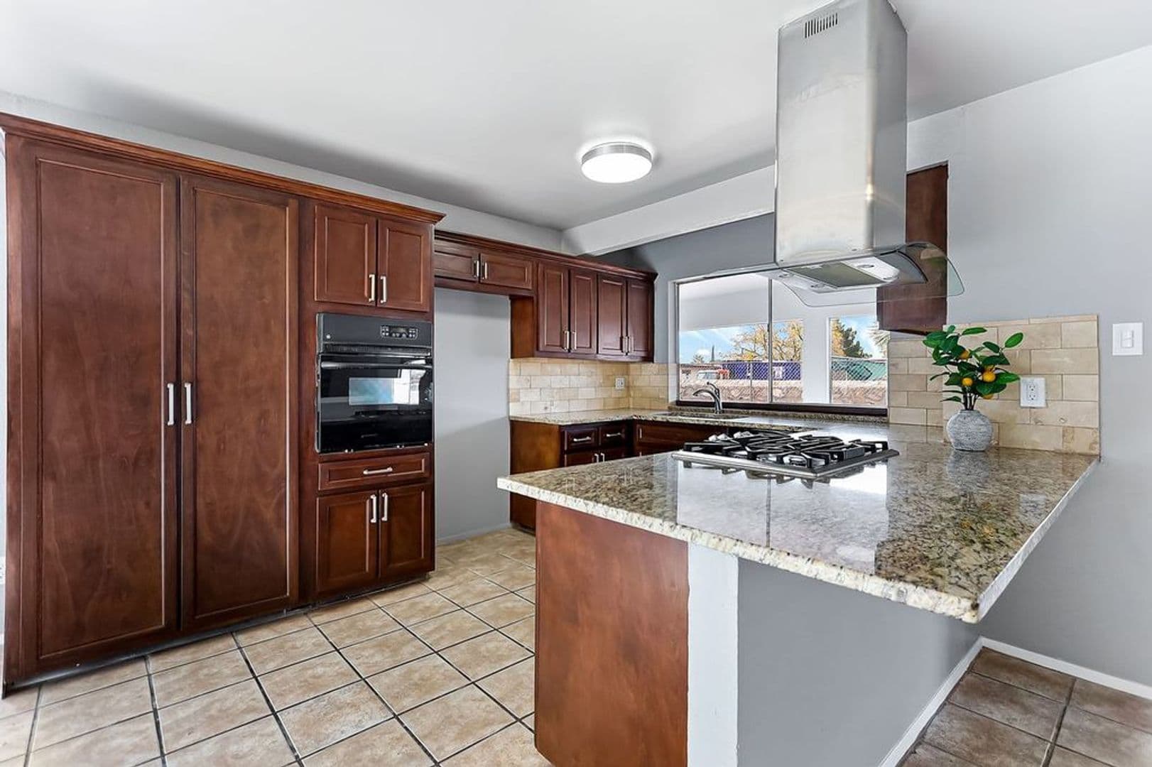 Horizon City House: 17001  Darrington Rd.