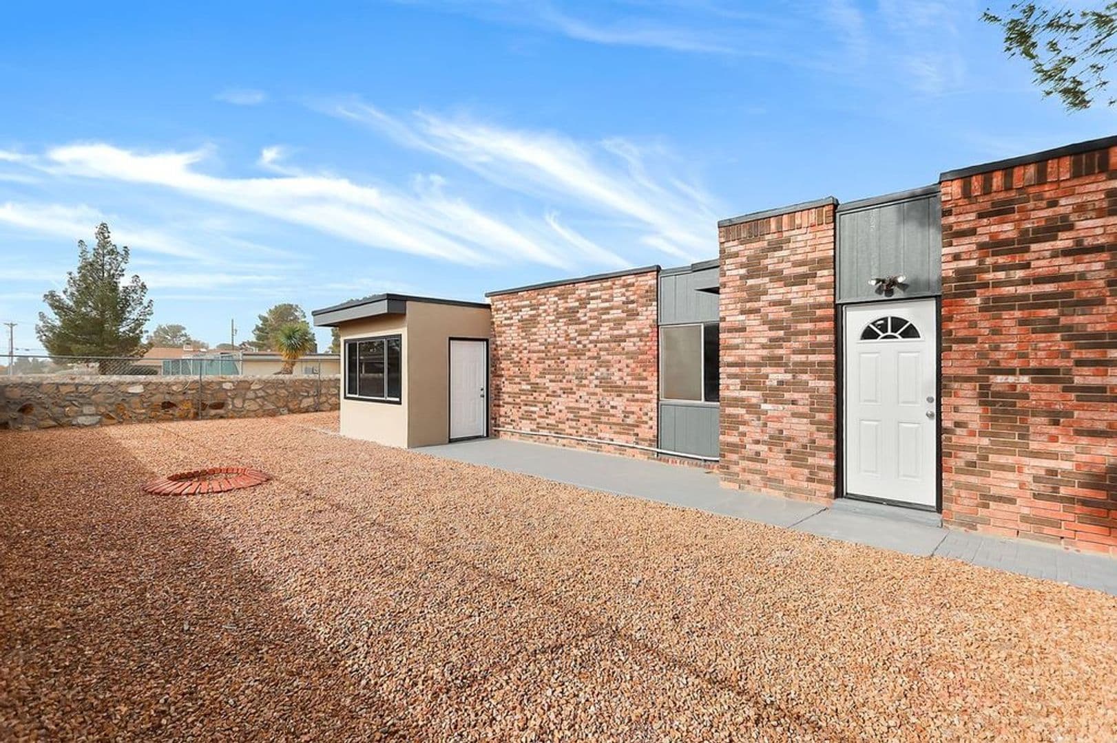 Horizon City House: 17001  Darrington Rd.