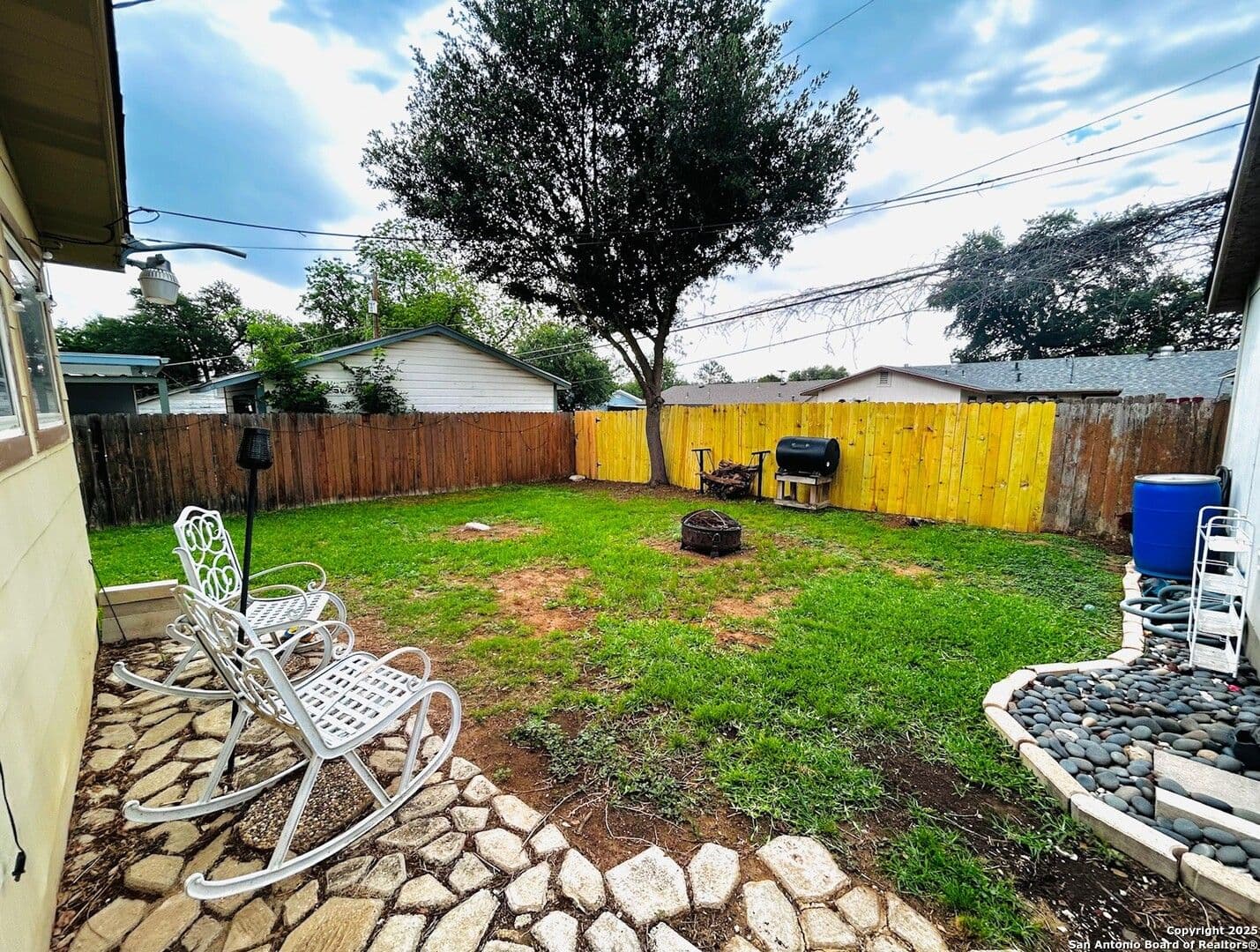San Antonio Apartment: 122 Hartford Ave.