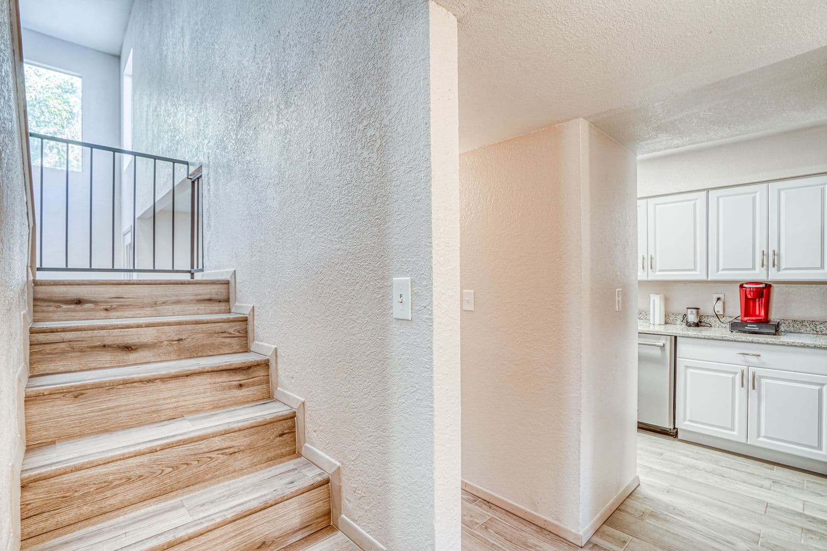 El Paso Townhome: 311 Zenith Dr.