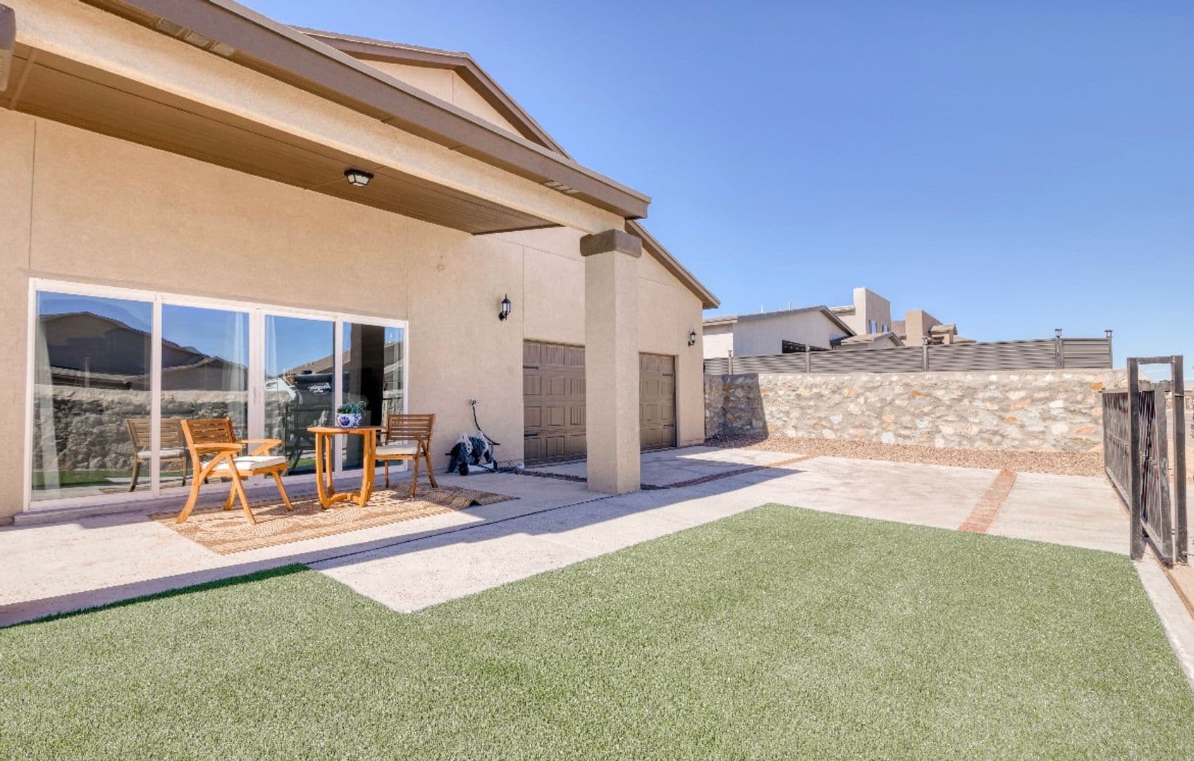 El Paso House: 2816 Sammy Cervantes St.