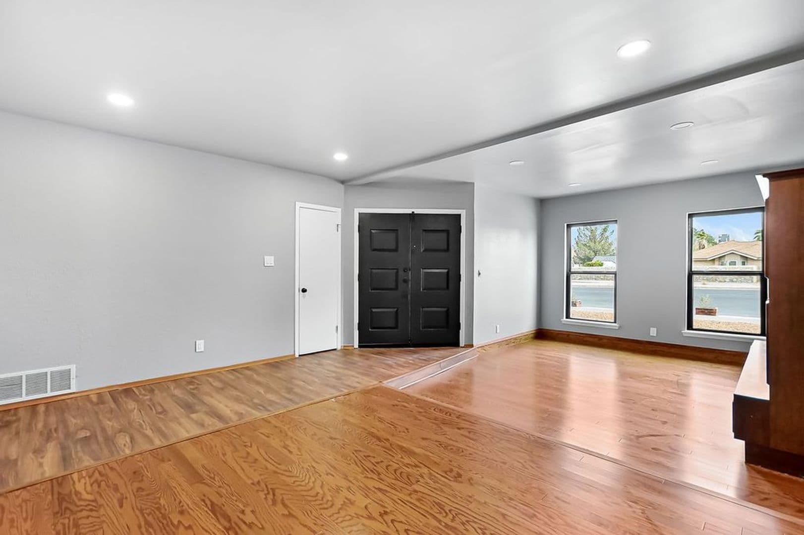 Horizon City House: 17001  Darrington Rd.