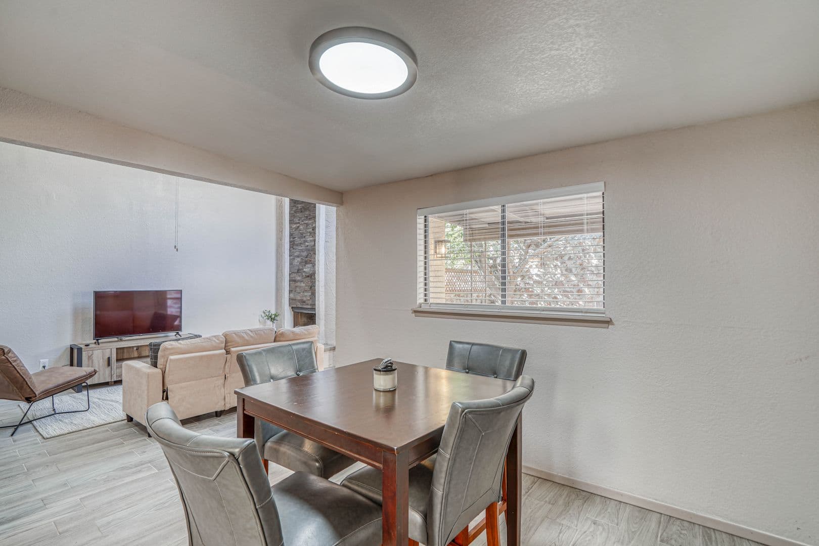 El Paso Townhome: 311 Zenith Dr.