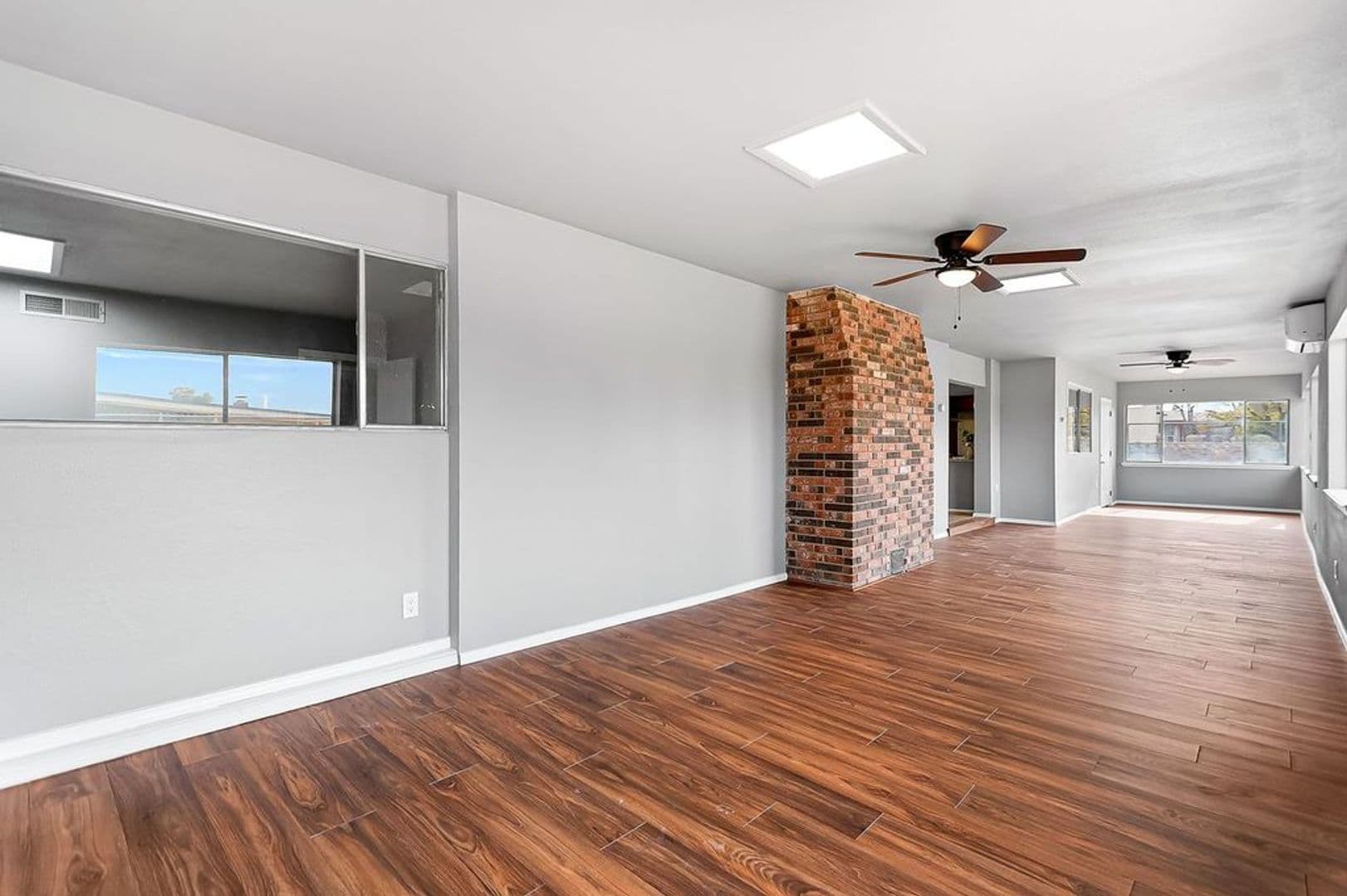 Horizon City House: 17001  Darrington Rd.