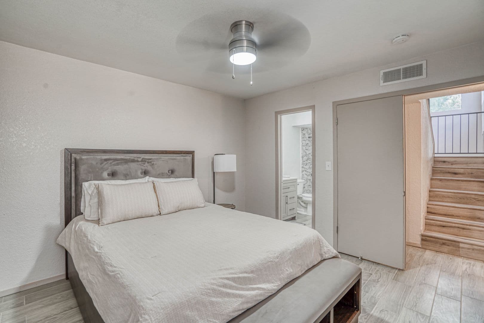 El Paso Townhome: 311 Zenith Dr.
