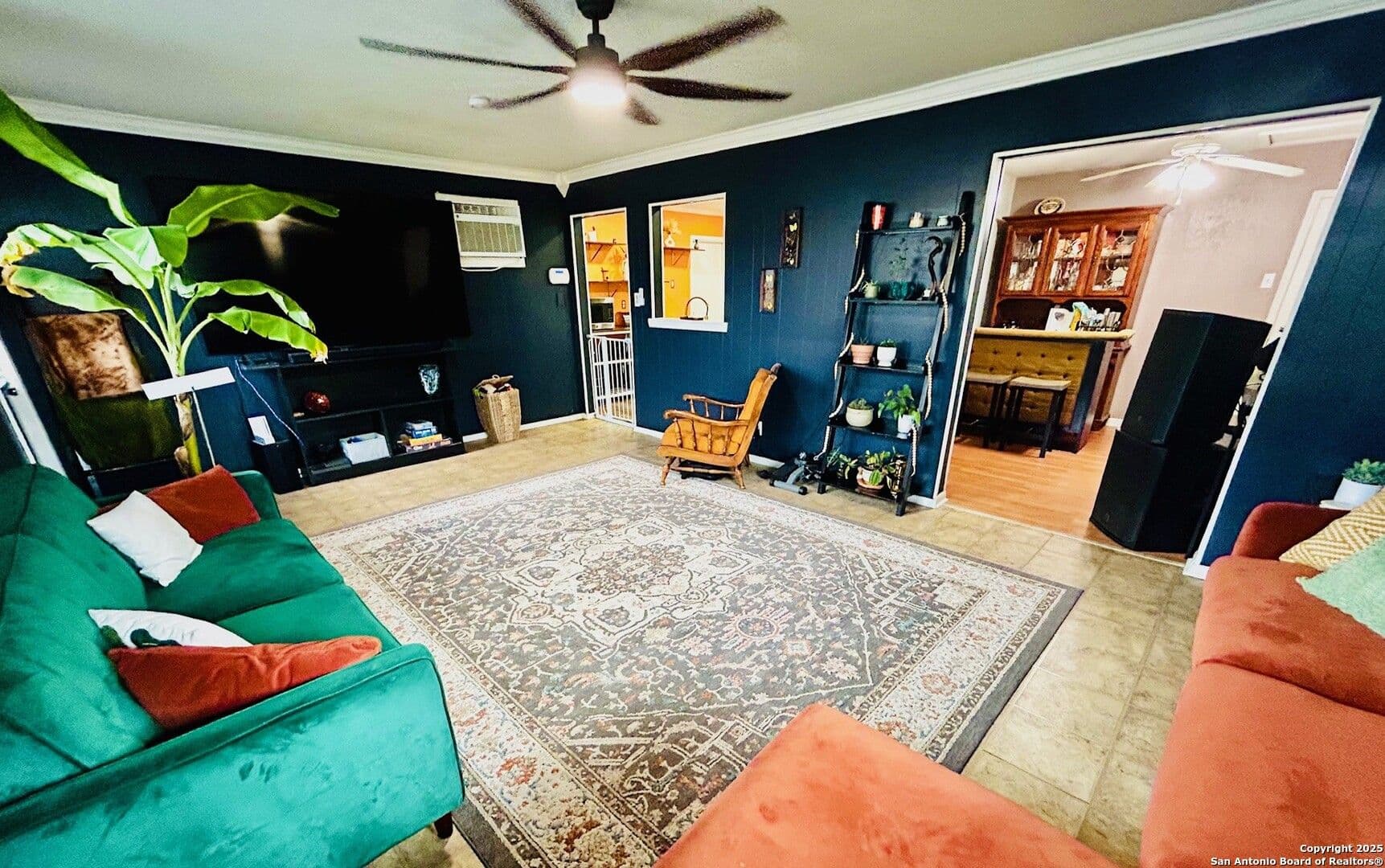 San Antonio Apartment: 122 Hartford Ave.