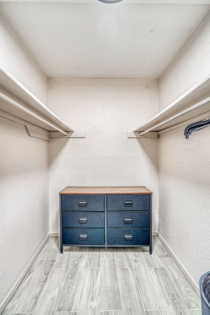 El Paso Townhome: 311 Zenith Dr.