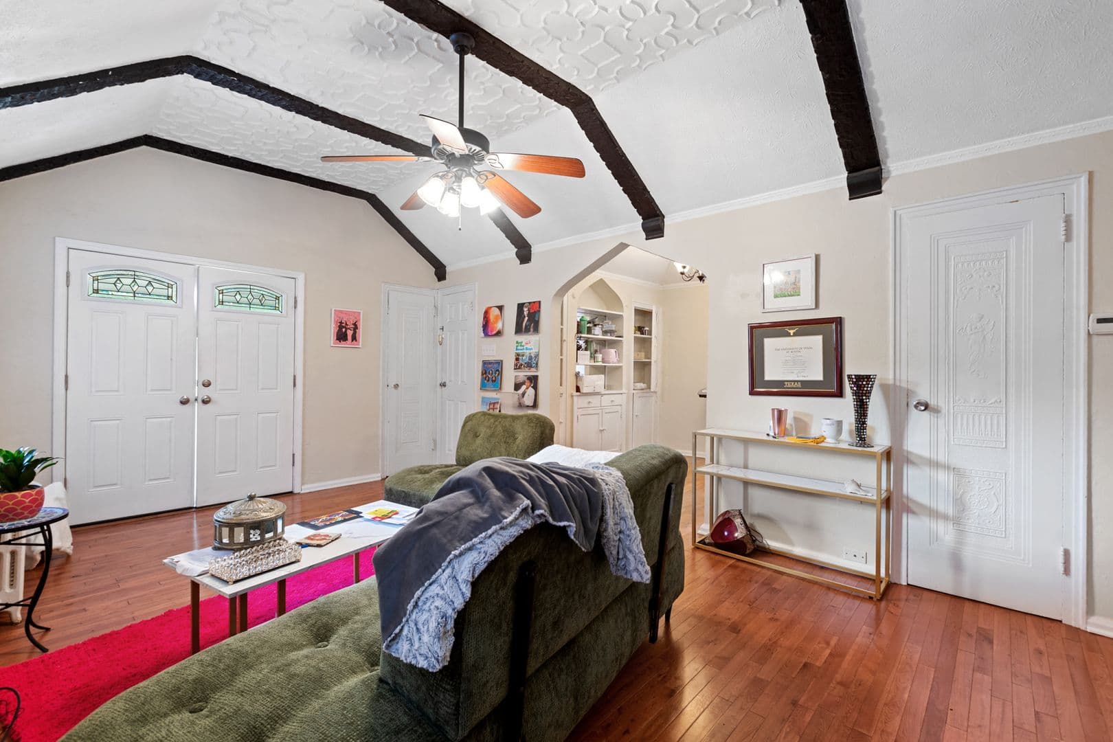 Pittsburgh House: 3819 Beechwood Blvd