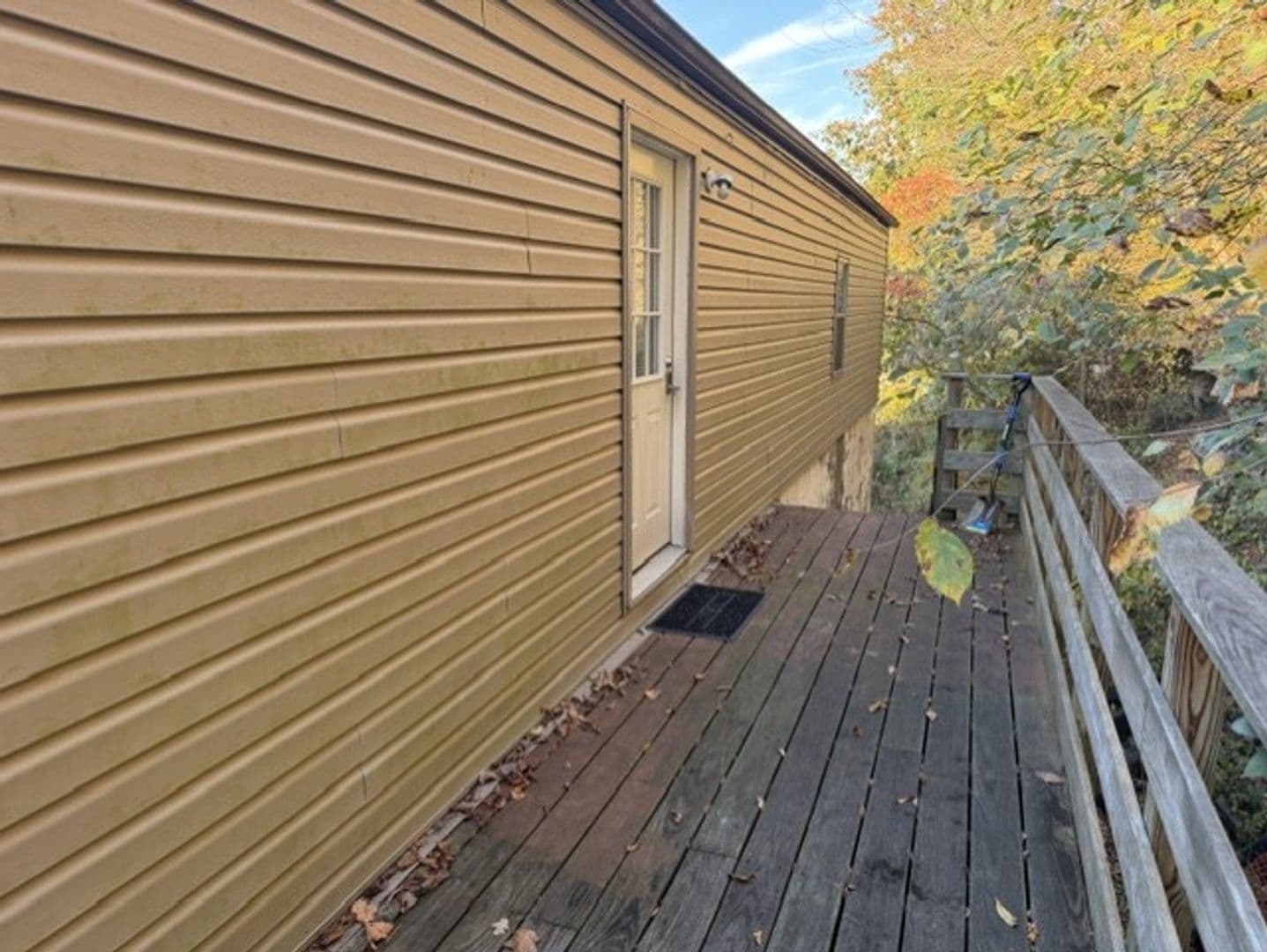 Pittsburgh House: 1338 Streets Run Road #1