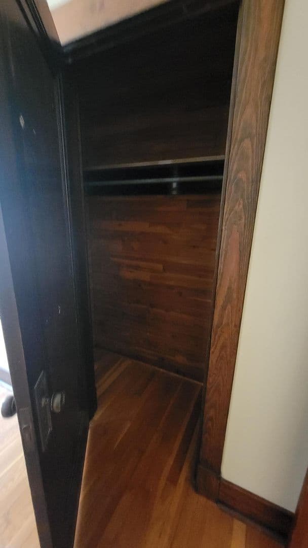 Pittsburgh Apartment: 226 Sunnyland Avenue