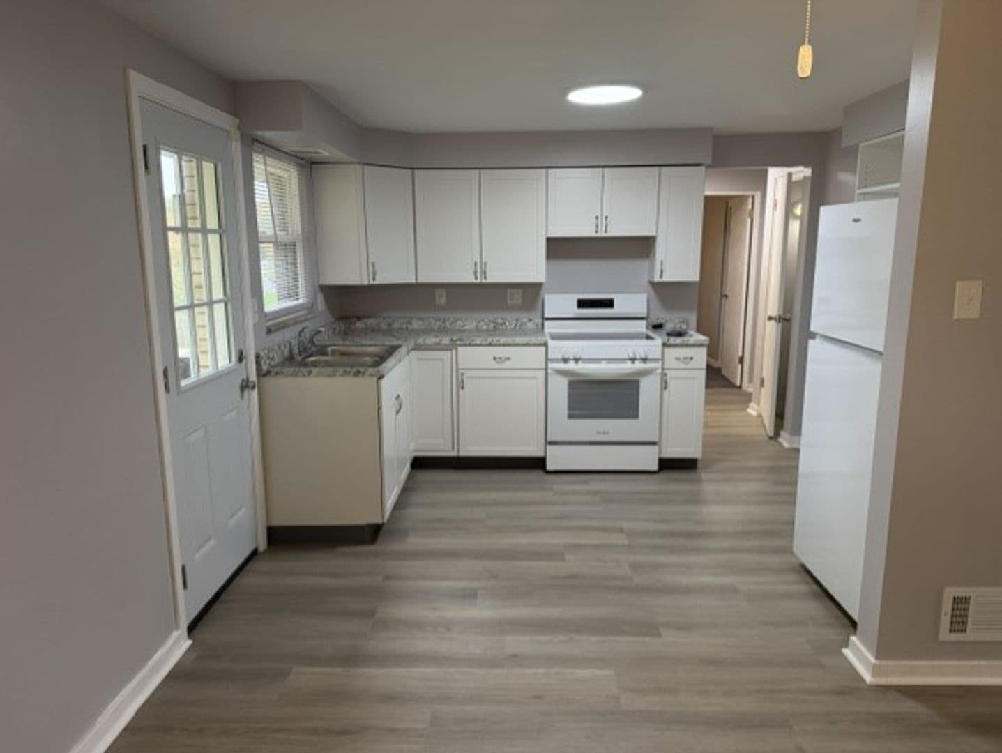 Pittsburgh House: 4983 Willow Drive