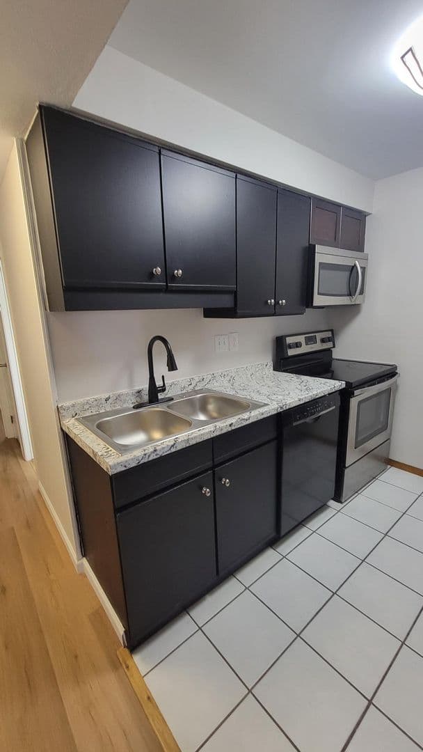 Pittsburgh Condo: 1845 Clayton Avenue