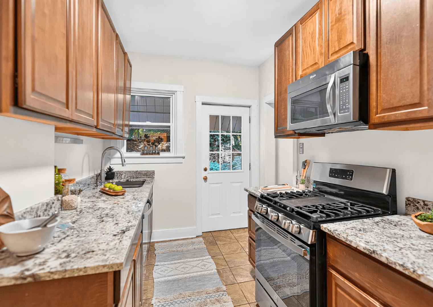 Pittsburgh Townhome: 1665 Beechwood Blvd